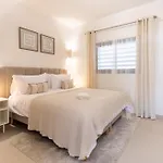 Eden Retreat Luxury 2br With Private Pool